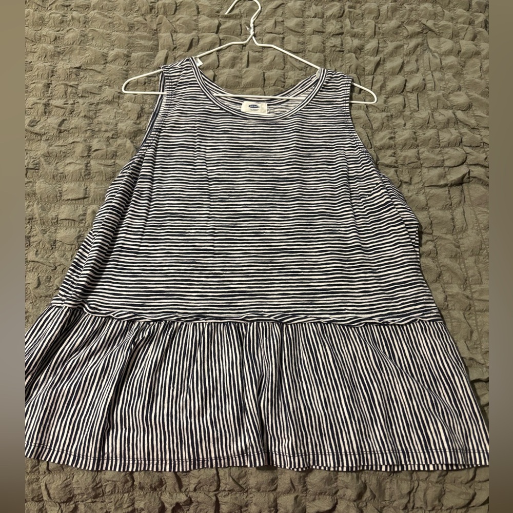 Old Navy Navy and White Striped Tank Top Size Large